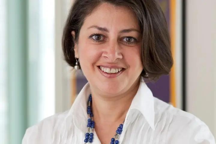 Fotografía en primer plano de vicesacretaria general de las Naciones Unidas y Coordinadora de SUN, señora Afshan Khan.